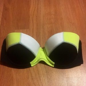 Bathing Suit Top Strapless 32 D